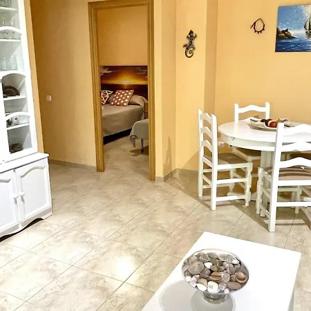 Apartbeach Golden Emma Junto Playa Y Parking